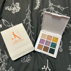 Colorful Eyeshadow Palette Brand New In Box!